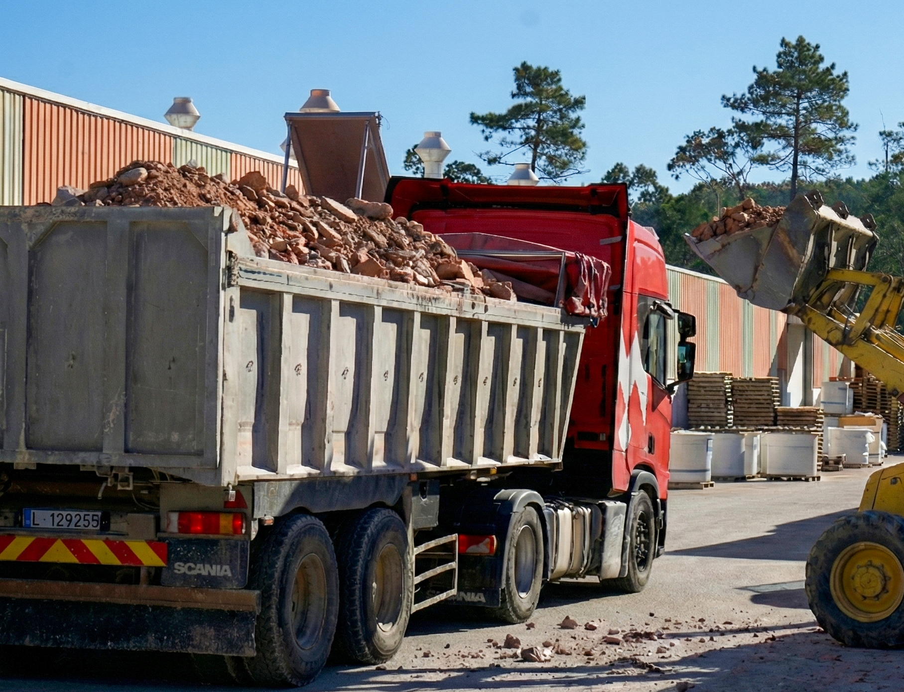 carga_desperdicio_2 G&eacute;n&eacute;ral - Ceramirupe Cer&acirc;micas S.A.