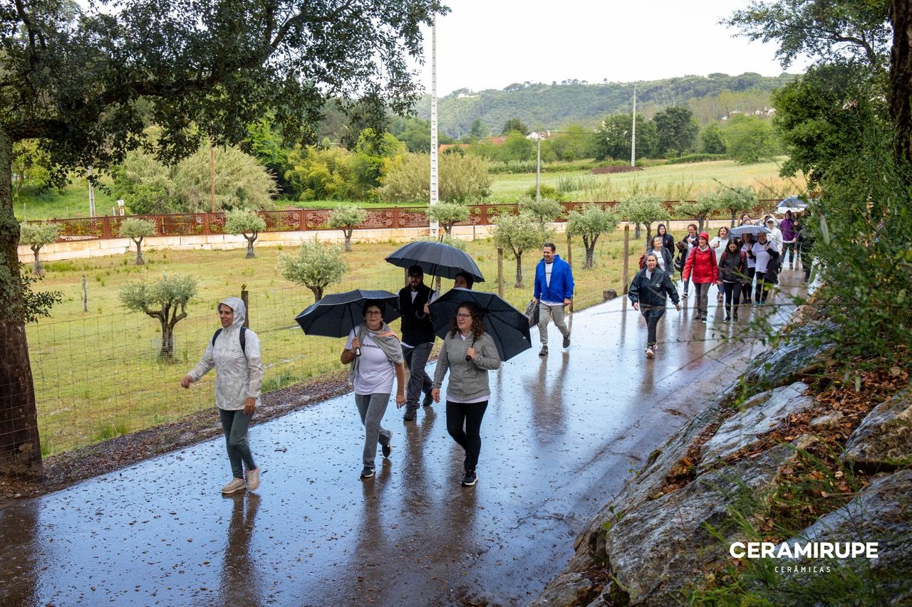 1CAMINHADA_CERAMIRUPE_139%20-%20grande-edc26ddb First walk in Ceramirupe. - Ceramirupe Cer&acirc;micas S.A.